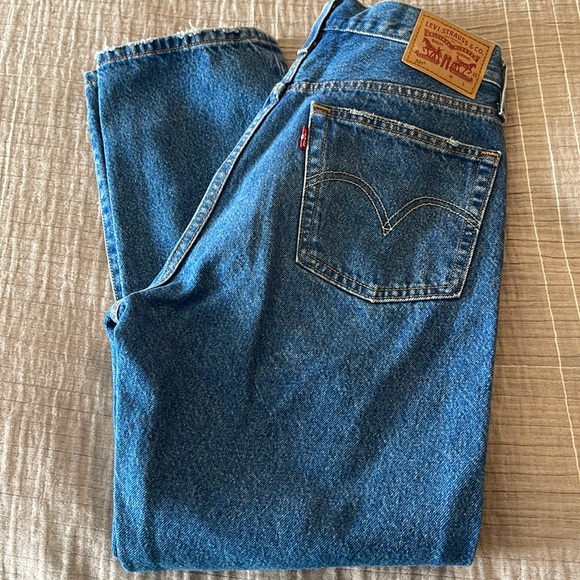 Levi’s 501 cropped - Picture 1 of 4